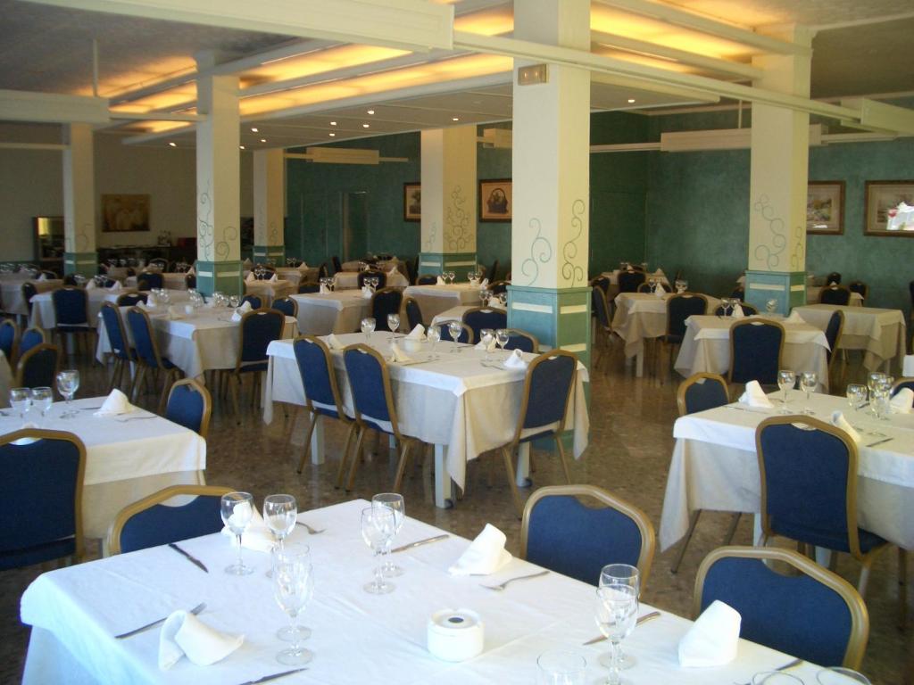 Hotel Pique Gandesa Zewnętrze zdjęcie